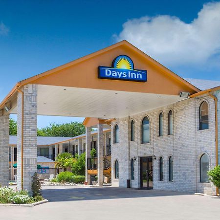 Days Inn Windcrest By Wyndham San Antonio Eksteriør bilde